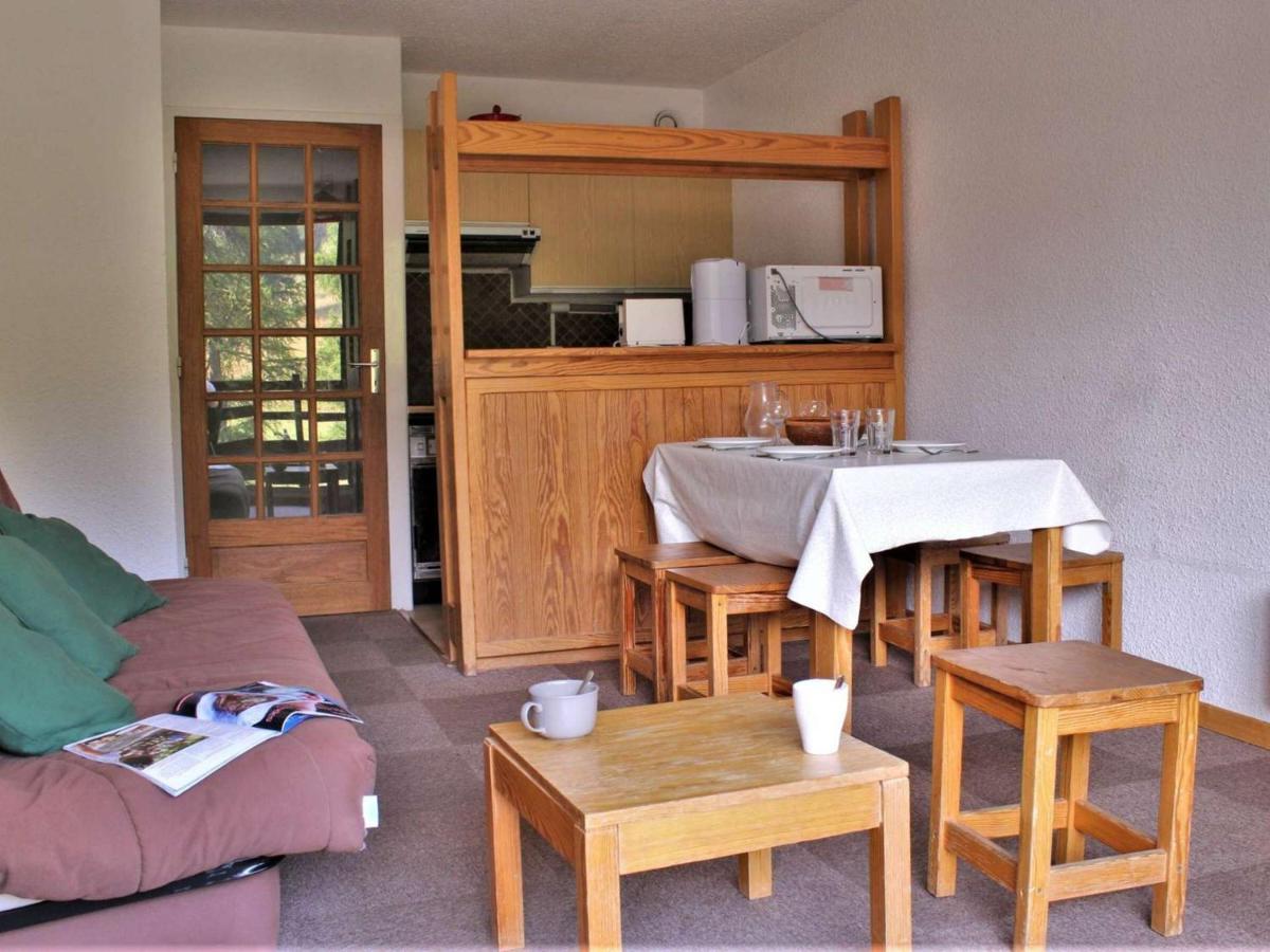 Appartement Confortable Avec Piscine, Tennis Et Animaux Acceptes A Risoul - Fr-1-330-143 Exterior foto